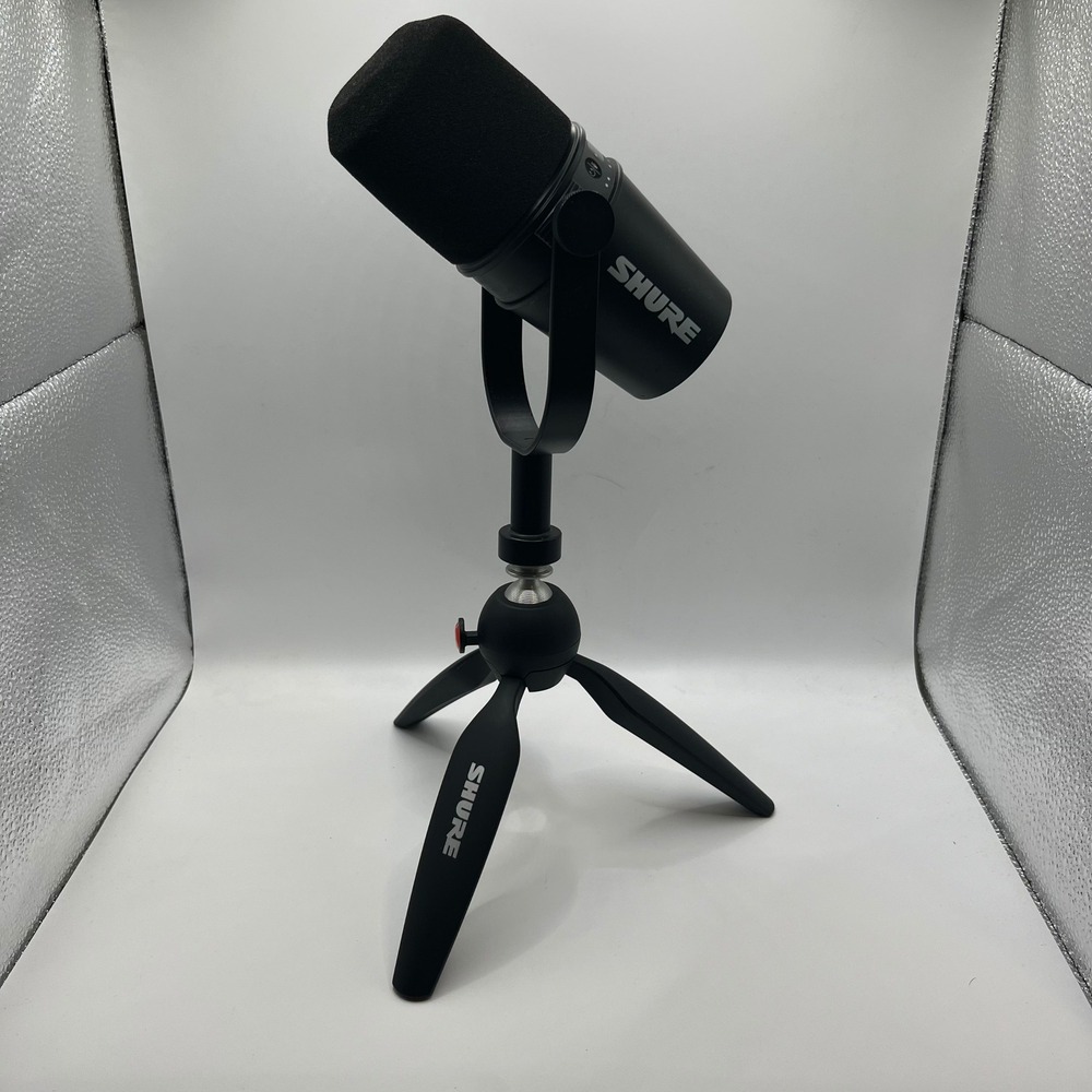 UNTESTED Shure MV7 Podcast Microphone Black USB XLR Dynamic Mic w/ Tripod Stand